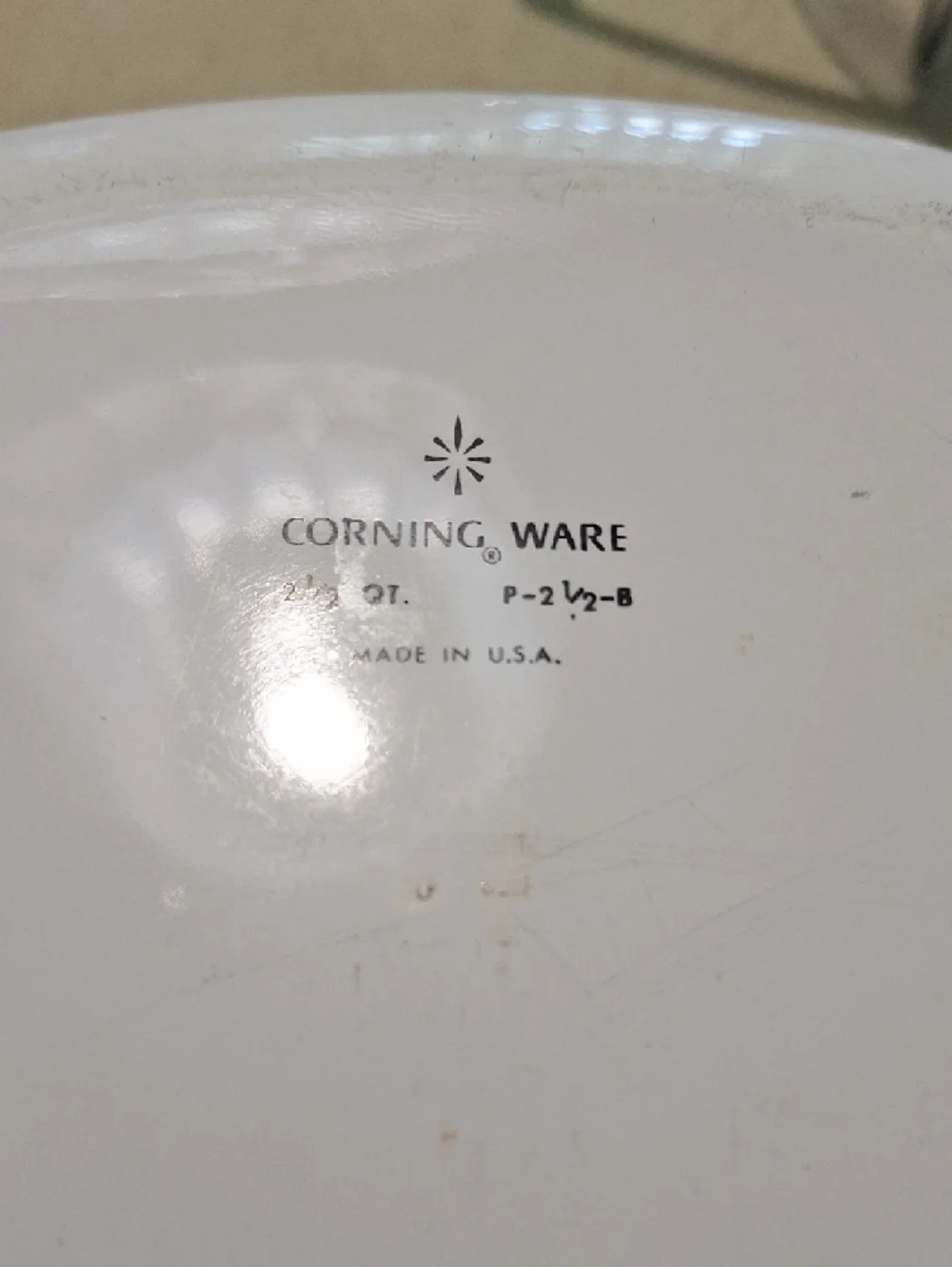 Corningware White Casserole w/ Blue Floral Motif Glass Lid And Trivit